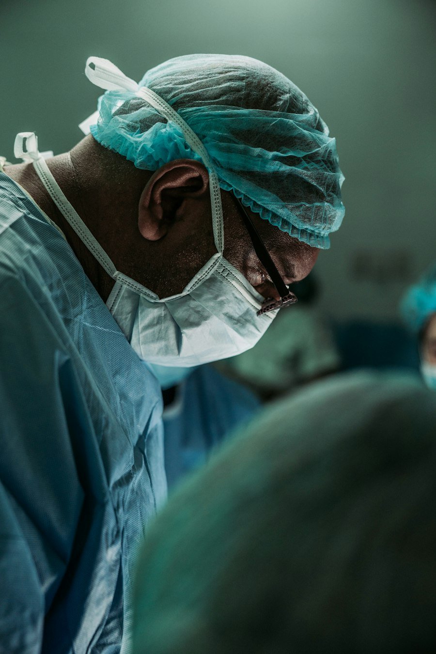Surgeon focused during a minimally invasive procedure